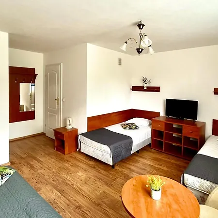 Park * Устроне-Морске