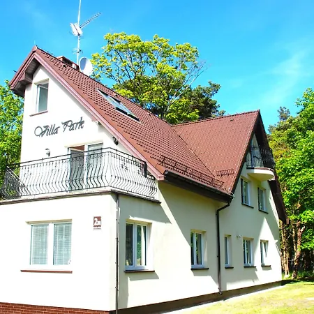 Park * Устроне-Морске